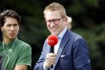 Warmond 7 juli 2017
Koninklijk fotouurtje in Warmond . Koning Willem Alexander Koningin Maxima prionses Amalia Ariane en Alexia komen aanvaren met een sloep. Jair Ferwerda van Jinek
