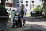 Amsterdam 21 juli 2017
Jamai Loman met zijn vriend Michael Muller op hun vespa scooter