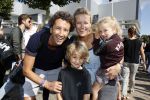 Amsterdam 3 september 2017  
ALS Cityswim in de amsterdamse grachten. Jan Joost v Gangelen met zijn vrouw en kinderen