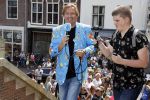 Leiden 7 juli 2017
Zanger Wesley Klein trouwt met de liefde van zijn leven Nelly! Naast zoontje Wesley en dochter Jailey in stadhuis Leiden. jan paparazzi