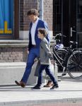 Leiden 2 juli 2017 
Jochem Myjer en zijn vriendin Marloes Novan vieren de 40e verjaardag van Jochem met familie en vrienden.