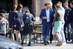 Leiden 2 juli 2017 
Jochem Myjer en zijn vriendin Marloes Novan vieren de 40e verjaardag van Jochem met familie en vrienden.