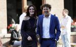 Leiden 2 juli 2017 
Jochem Myjer en zijn vriendin Marloes Novan vieren de 40e verjaardag van Jochem met familie en vrienden.
