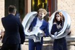Leiden 2 juli 2017 
Jochem Myjer en zijn vriendin Marloes Novan vieren de 40e verjaardag van Jochem met familie en vrienden.