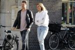 Leiden 2 juli 2017 
Jochem Myjer en zijn vriendin Marloes Novan vieren de 40e verjaardag van Jochem met familie en vrienden.