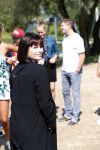 Eiland van Maurik 4 september 2017
Groepsfoto met Nicolette Kluijver en Dennis Weening met Marieke Elsinga, Anouk Hoogendijk, Roeland Fernhout, Niels Gomperts, Carolina Dijkhuizen, Henk Poort, Joelle Witschge, Richard Witschge, Shelly Sterk, Soundos El Ahmadi, Danny Froger, Kaj Gorgels, Nicole Buch en Brace. tijdens de persviewing van Expeditie Robinson 2017 op het Eiland van Maurik
