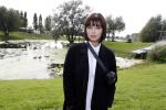 Eiland van Maurik 4 september 2017
Groepsfoto met Nicolette Kluijver en Dennis Weening met Marieke Elsinga, Anouk Hoogendijk, Roeland Fernhout, Niels Gomperts, Carolina Dijkhuizen, Henk Poort, Joelle Witschge, Richard Witschge, Shelly Sterk, Soundos El Ahmadi, Danny Froger, Kaj Gorgels, Nicole Buch en Brace. tijdens de persviewing van Expeditie Robinson 2017 op het Eiland van Maurik