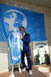 Eindhoven 17 juli 2017
Johan Vlemmix voor zijn huis met kleding en sieraden van Jomanda