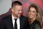 Amsterdam 12 september 2017
Johnny de Mol met zijn aanstaande vrouw Anouk v Schie bij de premiere van het Nationaal Ballet in de stopera