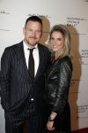 Amsterdam 12 september 2017
Johnny de Mol met zijn aanstaande vrouw Anouk v Schie bij de premiere van het Nationaal Ballet in de stopera