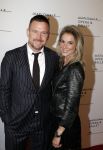 Amsterdam 12 september 2017
Johnny de Mol met zijn aanstaande vrouw Anouk v Schie bij de premiere van het Nationaal Ballet in de stopera