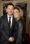 Amsterdam 12 september 2017
Johnny de Mol met zijn aanstaande vrouw Anouk v Schie bij de premiere van het Nationaal Ballet in de stopera