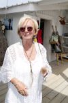 Saint Tropez 3 augustus 2017
Jan des Bouvrie viert zijn 75e verjaardag met familie en vrienden bij Tropezina. Joke v d Boer