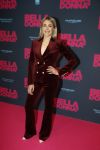Amsterdam 11 september 2017
Premiere Bella Donna's in pathe arena. Kiki v Deursen met vriend