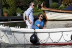 Amsterdam / Ouderkerk aan de Amstel 21 juli 2017
Jort Kelder en Mark Rutte varen met sloep/boot van Jort over de Amstel.