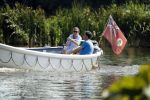 Amsterdam / Ouderkerk aan de Amstel 21 juli 2017
Jort Kelder en Mark Rutte varen met sloep/boot van Jort over de Amstel.