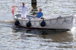 Amsterdam / Ouderkerk aan de Amstel 21 juli 2017
Jort Kelder en Mark Rutte varen met sloep/boot van Jort over de Amstel.