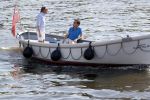 Amsterdam / Ouderkerk aan de Amstel 21 juli 2017
Jort Kelder en Mark Rutte varen met sloep/boot van Jort over de Amstel.