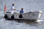 Amsterdam / Ouderkerk aan de Amstel 21 juli 2017
Jort Kelder en Mark Rutte varen met sloep/boot van Jort over de Amstel.