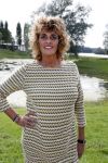 Eiland van Maurik 4 september 2017
Groepsfoto met Nicolette Kluijver en Dennis Weening met Marieke Elsinga, Anouk Hoogendijk, Roeland Fernhout, Niels Gomperts, Carolina Dijkhuizen, Henk Poort, Joelle Witschge, Richard Witschge, Shelly Sterk, Soundos El Ahmadi, Danny Froger, Kaj Gorgels, Nicole Buch en Brace. tijdens de persviewing van Expeditie Robinson 2017 op het Eiland van Maurik