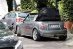 Amsterdam 15 juli 2017 
Myrthe Mylius met haar vriend Sebastian Schneberger op terras in in hun mini cabrio