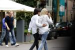 Amsterdam 15 juli 2017 
Myrthe Mylius met haar vriend Sebastian Schneberger op terras in in hun mini cabrio