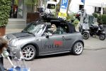 Amsterdam 15 juli 2017 
Myrthe Mylius met haar vriend Sebastian Schneberger op terras in in hun mini cabrio