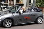 Amsterdam 15 juli 2017 
Myrthe Mylius met haar vriend Sebastian Schneberger op terras in in hun mini cabrio