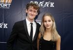Apeldoorn 2 september 2017
Premiere Spaak in Omnisport . De hoofdrollen worden oa gespeeld door Tim Douwsma Aart Staartjes en Saskia Elise. Steven de Jong is de producent
Nick Golterman