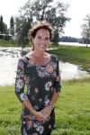 Eiland van Maurik 4 september 2017
Groepsfoto met Nicolette Kluijver en Dennis Weening met Marieke Elsinga, Anouk Hoogendijk, Roeland Fernhout, Niels Gomperts, Carolina Dijkhuizen, Henk Poort, Joelle Witschge, Richard Witschge, Shelly Sterk, Soundos El Ahmadi, Danny Froger, Kaj Gorgels, Nicole Buch en Brace. tijdens de persviewing van Expeditie Robinson 2017 op het Eiland van Maurik