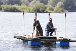 Eiland van Maurik 4 september 2017
Groepsfoto met Nicolette Kluijver en Dennis Weening met Marieke Elsinga, Anouk Hoogendijk, Roeland Fernhout, Niels Gomperts, Carolina Dijkhuizen, Henk Poort, Joelle Witschge, Richard Witschge, Shelly Sterk, Soundos El Ahmadi, Danny Froger, Kaj Gorgels, Nicole Buch en Brace. tijdens de persviewing van Expeditie Robinson 2017 op het Eiland van Maurik