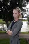 Eiland van Maurik 4 september 2017
Groepsfoto met Nicolette Kluijver en Dennis Weening met Marieke Elsinga, Anouk Hoogendijk, Roeland Fernhout, Niels Gomperts, Carolina Dijkhuizen, Henk Poort, Joelle Witschge, Richard Witschge, Shelly Sterk, Soundos El Ahmadi, Danny Froger, Kaj Gorgels, Nicole Buch en Brace. tijdens de persviewing van Expeditie Robinson 2017 op het Eiland van Maurik