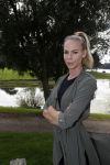 Eiland van Maurik 4 september 2017
Groepsfoto met Nicolette Kluijver en Dennis Weening met Marieke Elsinga, Anouk Hoogendijk, Roeland Fernhout, Niels Gomperts, Carolina Dijkhuizen, Henk Poort, Joelle Witschge, Richard Witschge, Shelly Sterk, Soundos El Ahmadi, Danny Froger, Kaj Gorgels, Nicole Buch en Brace. tijdens de persviewing van Expeditie Robinson 2017 op het Eiland van Maurik