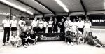 PSV Selektie bij Valkencourt 1986
met o.a. Ronald Koeman Ruud Gullit Hans v Breukelen Patrick Lodewijks Ivan Nielsen
Gus Hiddink Addick Koot Berry v Aerle Willy v d Kerkhof Mart v d Heuvel Rene v d Gijp Frank Arnesen Michel Valke Frans v Rooij Erik Gerets Willy v d Kuijlen Pim Doesburg Jurrie Koolhof Randy Samuel