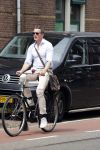 Amsterdam 5 juli 2017
Henry van Loon op terrasPaul Groot op de fiets in Amsterdam