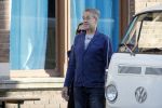 Leiden 2 juli 2017 
Jochem Myjer en zijn vriendin Marloes Novan vieren de 40e verjaardag van Jochem met familie en vrienden. Peter Heerschop met vrouw