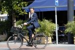 Amsterdam 7 september 2017
Prins Maurits op de fiets in amsterdam zuid.