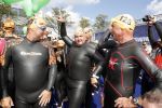 Amsterdam 3 september 2017  
ALS Cityswim in de amsterdamse grachten. Rene Froger wordt aangemoedigd door zijn vrouw Natasja