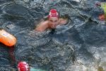 Amsterdam 3 september 2017  
ALS Cityswim in de amsterdamse grachten. Johnny de Mol jr en Rick Brandsteder zemmen met Ralph en Carlijn de Vies en hun kinderen  zoon Daniel en  hun dochter