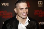 Hilversum 11 juli 2017
Premiere war of the planet of the apes in bioscoop Hilversum. Rico Verhoeven met zijn zwangere vrouw en met fans