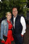 Hilversum 11 juli 2017
Premiere war of the planet of the apes in bioscoop Hilversum. Rob Geus met zijn zwangere vrouw