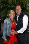 Hilversum 11 juli 2017
Premiere war of the planet of the apes in bioscoop Hilversum. Rob Geus met zijn zwangere vrouw