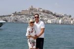 ibiza 24 juni 2017 
Rob Geus met zijn zwangere vrouw op vakantie op ibiza