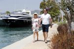ibiza 24 juni 2017 
Rob Geus met zijn zwangere vrouw op vakantie op ibiza