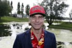 Eiland van Maurik 4 september 2017
Groepsfoto met Nicolette Kluijver en Dennis Weening met Marieke Elsinga, Anouk Hoogendijk, Roeland Fernhout, Niels Gomperts, Carolina Dijkhuizen, Henk Poort, Joelle Witschge, Richard Witschge, Shelly Sterk, Soundos El Ahmadi, Danny Froger, Kaj Gorgels, Nicole Buch en Brace. tijdens de persviewing van Expeditie Robinson 2017 op het Eiland van Maurik