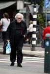 Amsterdam 28 juli 2017
Rudi Fuchs op straat in amsterdam.