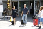 ibiza 27 juli 2017
Rutger castricum met zijn vrouw op het vliegveld van ibiza.