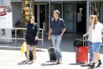 ibiza 27 juli 2017
Rutger castricum met zijn vrouw op het vliegveld van ibiza.