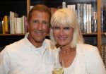 Rotterdam, 25 Augustus 2017
Uitreiking boek Eddy Ouwens van Hitmiljonair tot Schuldsanering
Saskia en Serge