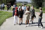 Eiland van Maurik 4 september 2017
Groepsfoto met Nicolette Kluijver en Dennis Weening met Marieke Elsinga, Anouk Hoogendijk, Roeland Fernhout, Niels Gomperts, Carolina Dijkhuizen, Henk Poort, Joelle Witschge, Richard Witschge, Shelly Sterk, Soundos El Ahmadi, Danny Froger, Kaj Gorgels, Nicole Buch en Brace. tijdens de persviewing van Expeditie Robinson 2017 op het Eiland van Maurik